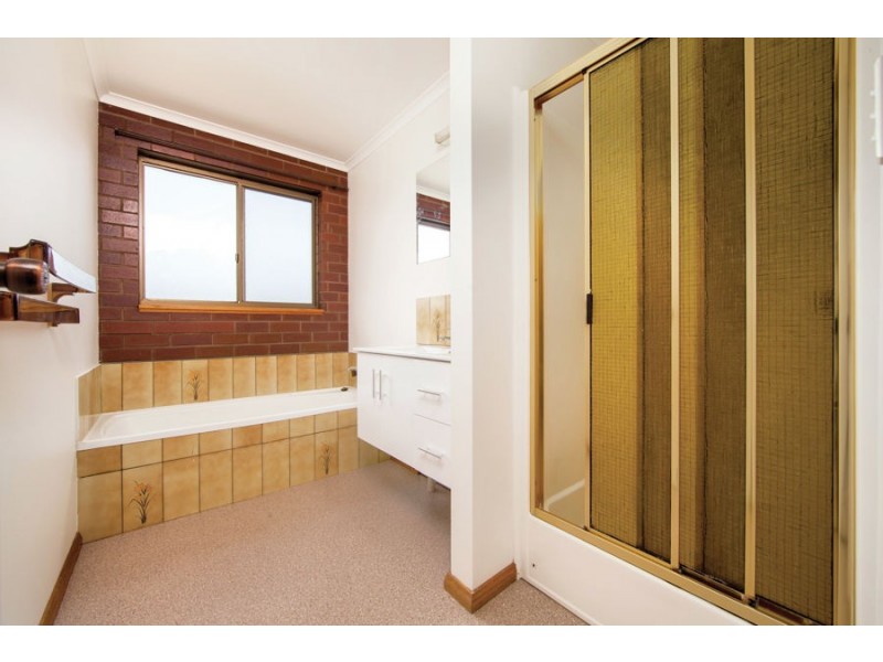 36 St Helens Street, Lindisfarne TAS 7015