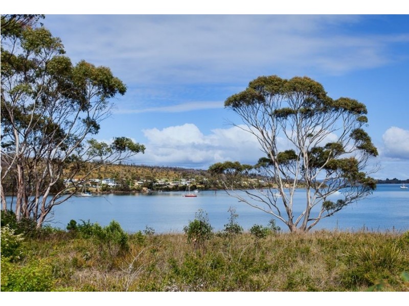 Lots A- B- C Arthur Highway, Murdunna TAS 7178