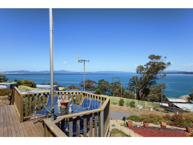 1-3 Broom Street, Primrose Sands TAS 7173