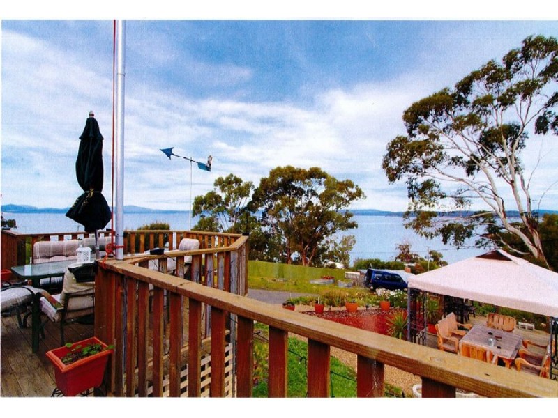 1-3 Broom Street, Primrose Sands TAS 7173