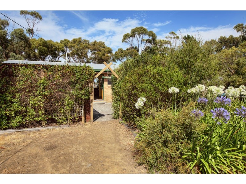 15 Peppermint Drive, White Beach TAS 7184