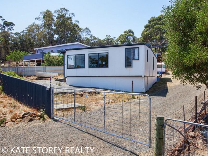 651 Sommers Bay Road, Murdunna TAS 7178