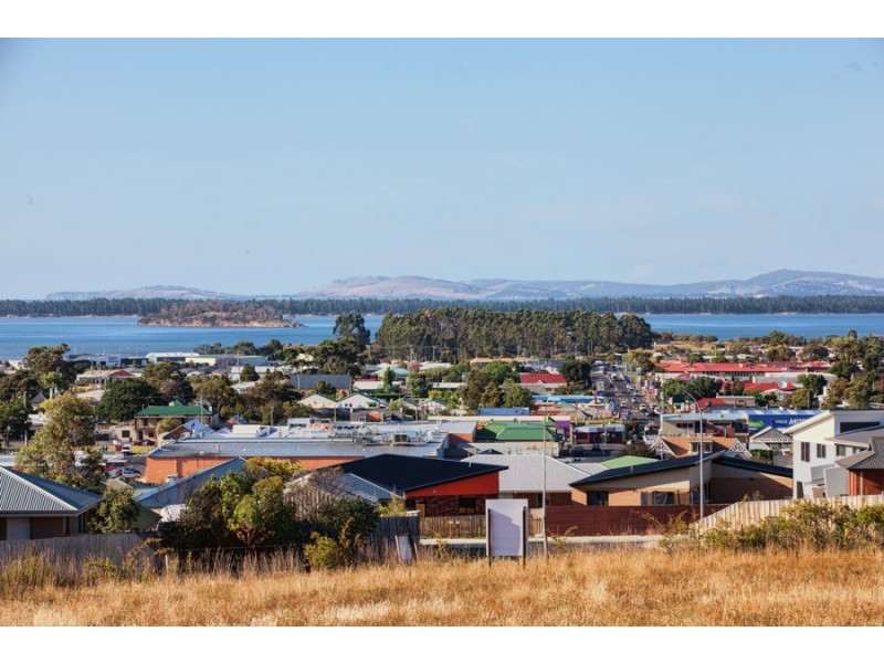 8 Gatehouse Drive, Sorell TAS 7172
