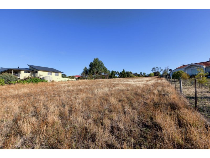 8 Gatehouse Drive, Sorell TAS 7172