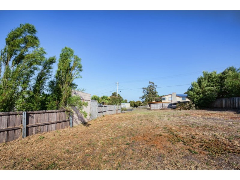 16 Bryant Street, Midway Point TAS 7171