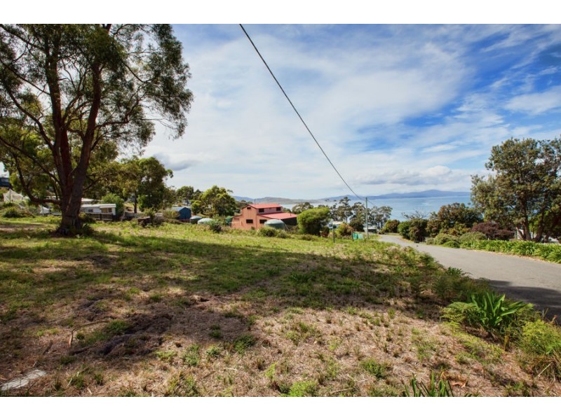 11 Boobyalla Street, Primrose Sands TAS 7173
