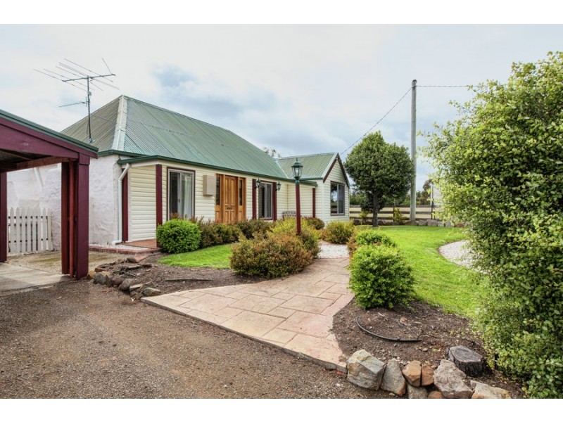 870 Middle Tea Tree Road, Tea Tree TAS 7017