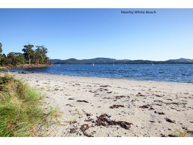 15 Olive Place, White Beach TAS 7184