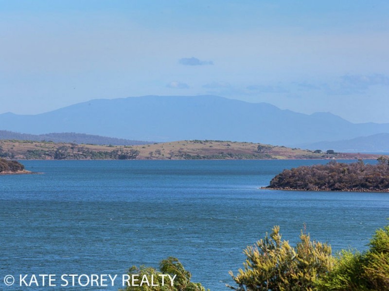 165 Sommers Bay Road, Murdunna TAS 7178