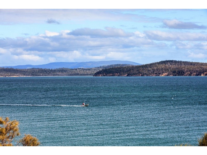 47 Linden Road, Primrose Sands TAS 7173