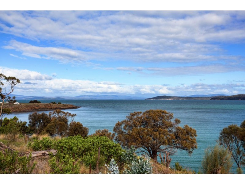 47 Linden Road, Primrose Sands TAS 7173