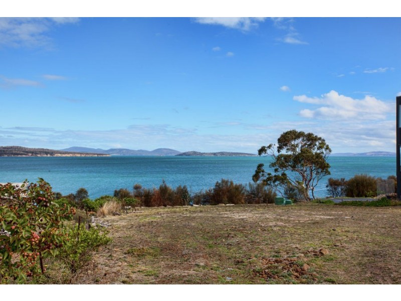 47 Linden Road, Primrose Sands TAS 7173