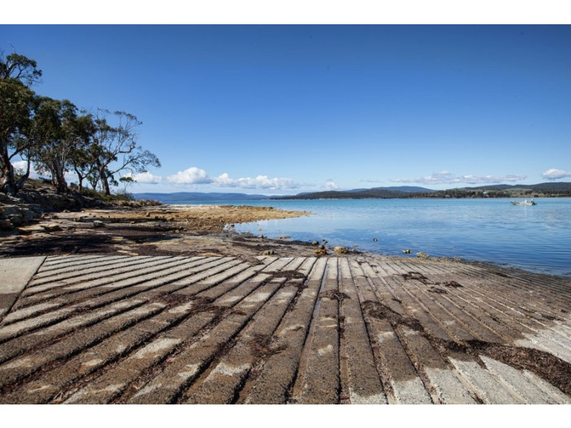 7 Cliffords Road, Saltwater River TAS 7186
