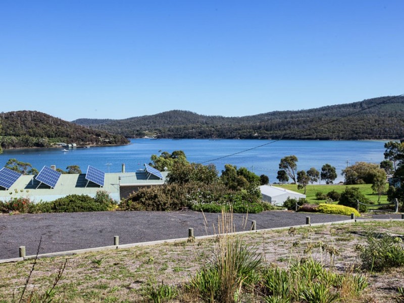 11 Edward Street, Nubeena TAS 7184