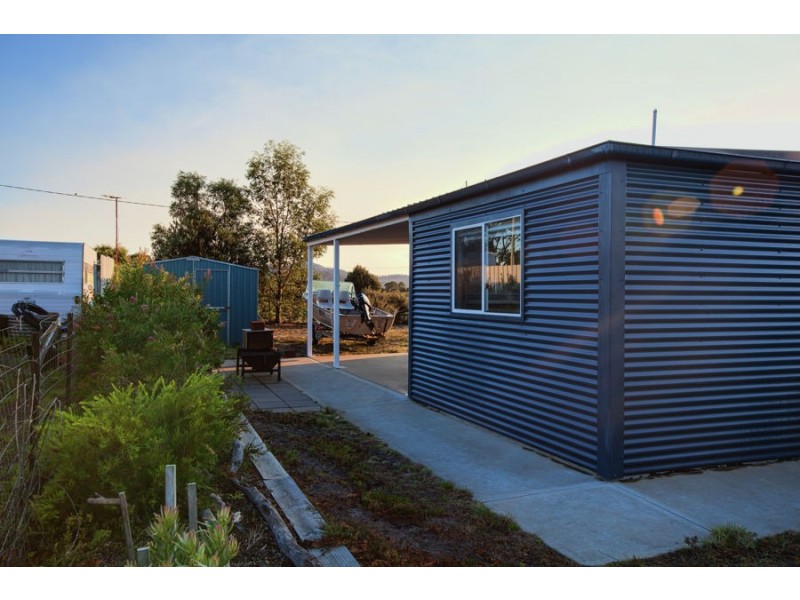 516 Sommers Bay Road, Murdunna TAS 7178