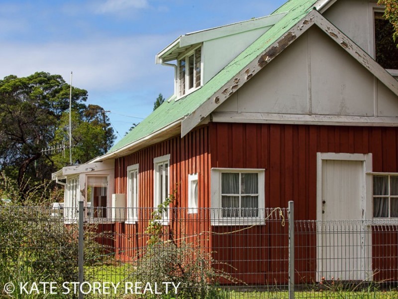 8 St Helens Point Road, St Helens TAS 7216