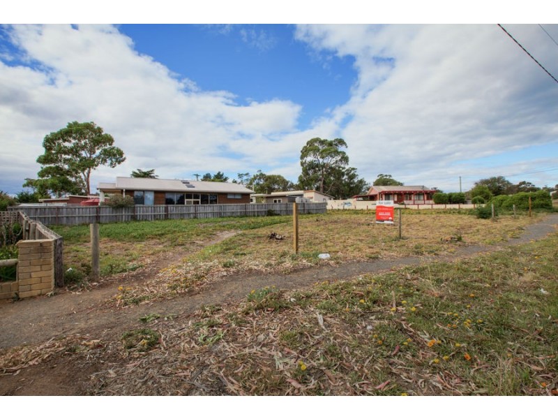 12 Signal Hill Road, Dodges Ferry TAS 7173
