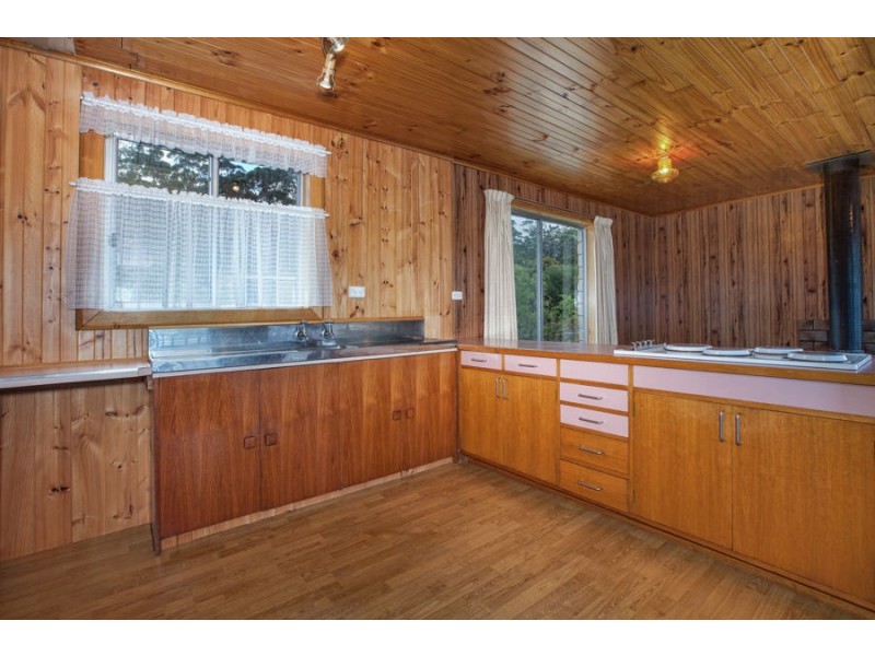 192 White Beach Road, White Beach TAS 7184