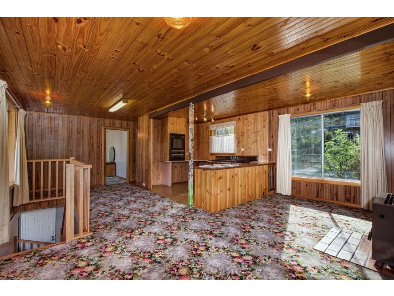192 White Beach Road, White Beach TAS 7184