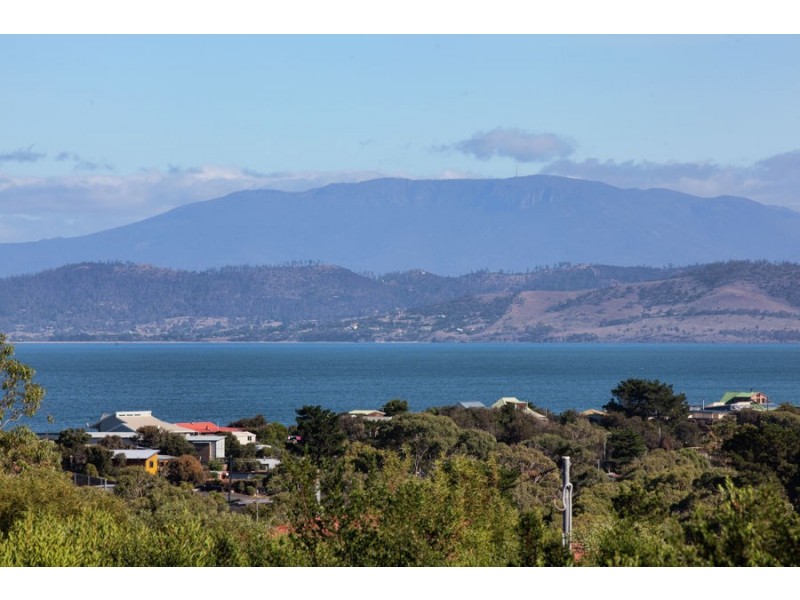 15 Clover Court, Carlton TAS 7173