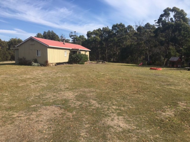 42 Wades Road, White Beach TAS 7184