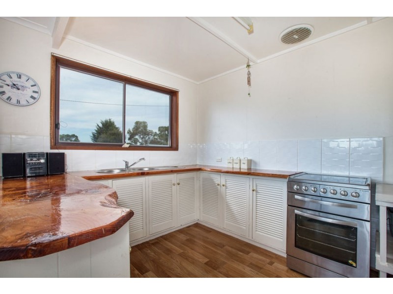 16 Falcon Street, Primrose Sands TAS 7173