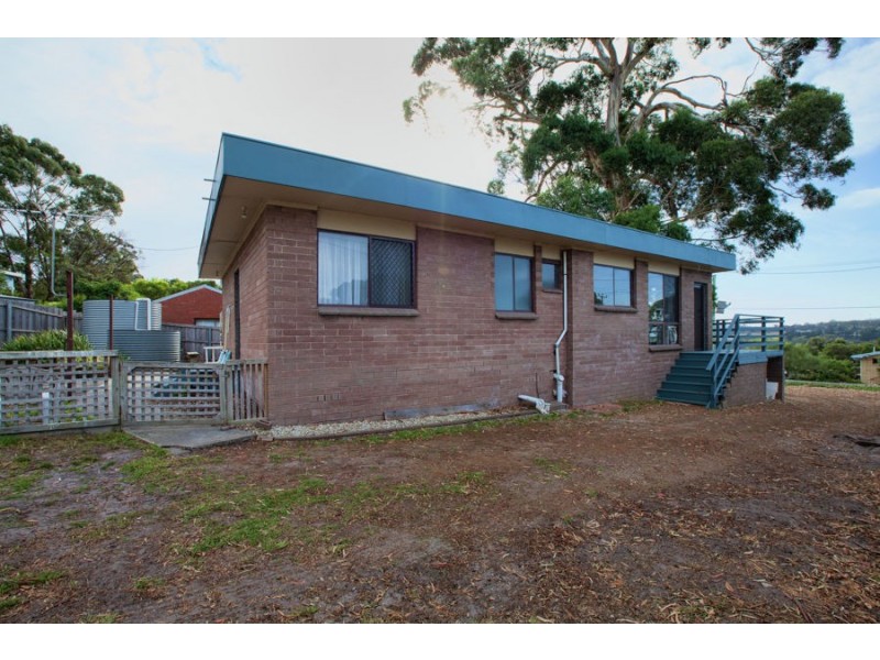 16 Falcon Street, Primrose Sands TAS 7173