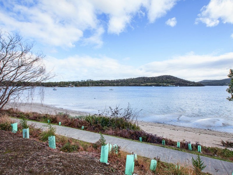 1669 Main Road, Nubeena TAS 7184