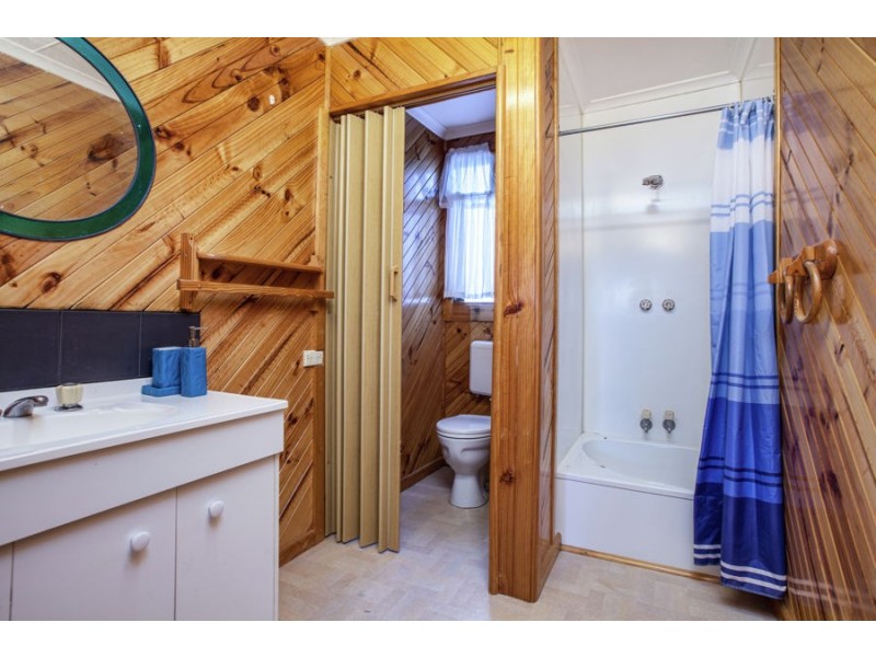 17 Erica Road, Primrose Sands TAS 7173