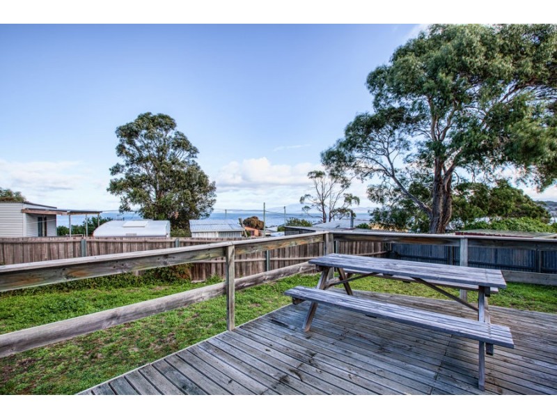 17 Erica Road, Primrose Sands TAS 7173