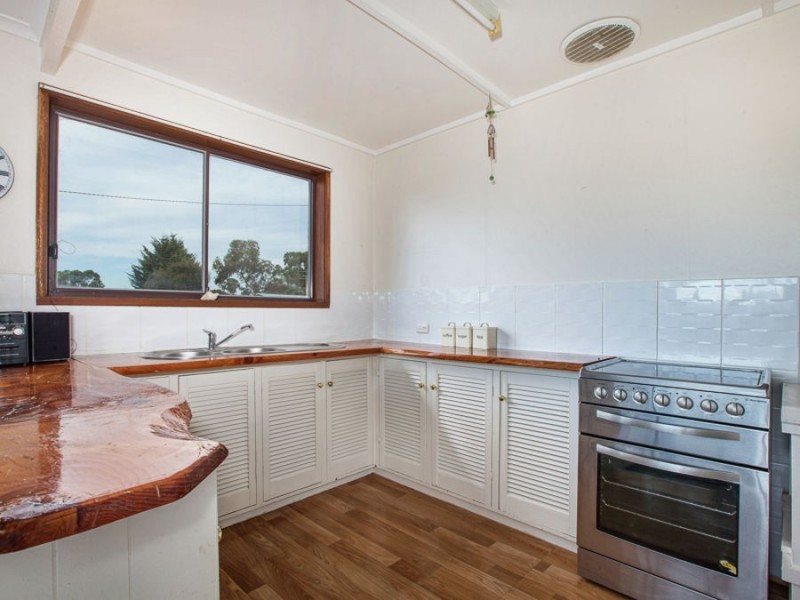 16 Falcon Street, Primrose Sands TAS 7173