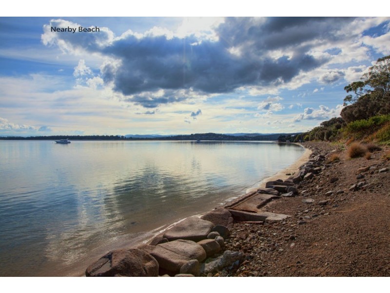 7 Second Avenue, Dodges Ferry TAS 7173