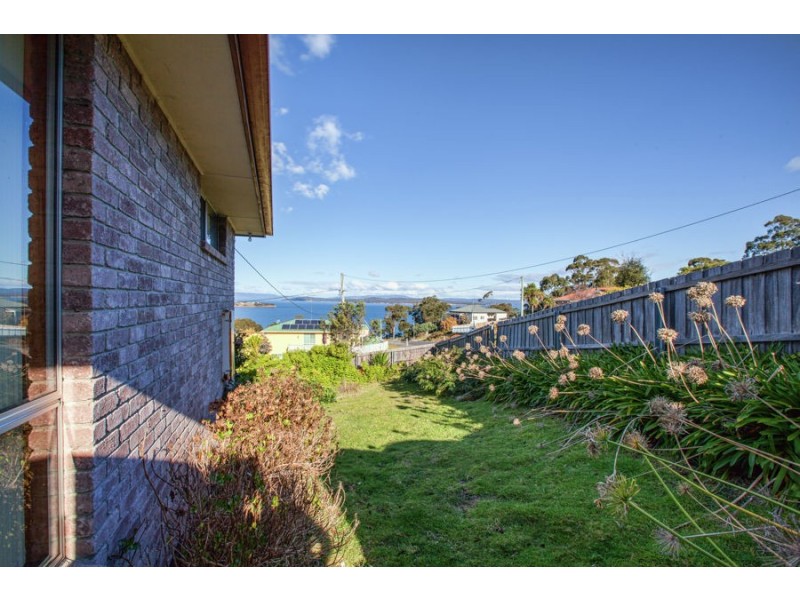 37 Sea Eagle Road, Primrose Sands TAS 7173