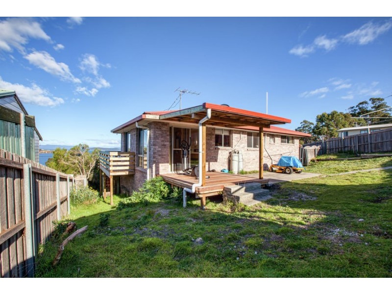 37 Sea Eagle Road, Primrose Sands TAS 7173