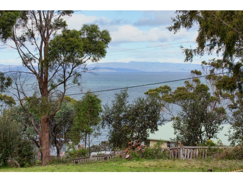 16 Susans Bay Road, Primrose Sands TAS 7173
