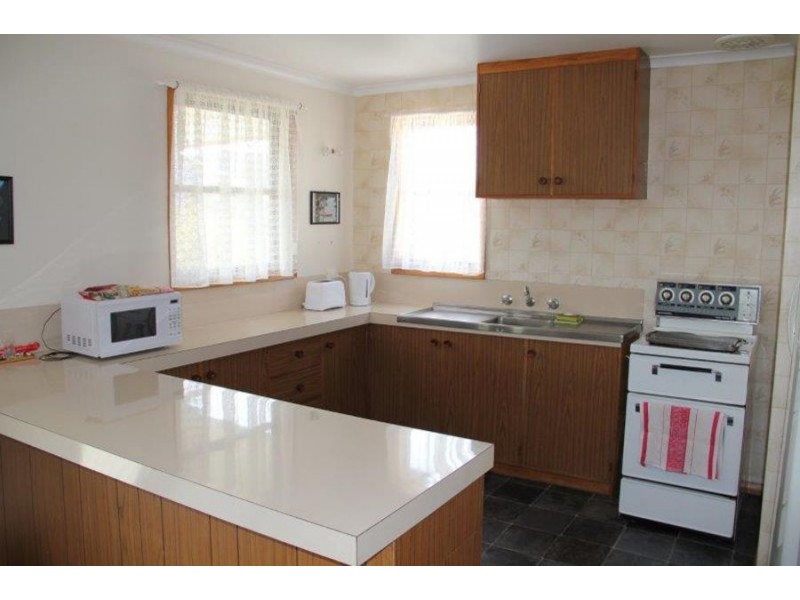 470 White Beach Road, White Beach TAS 7184