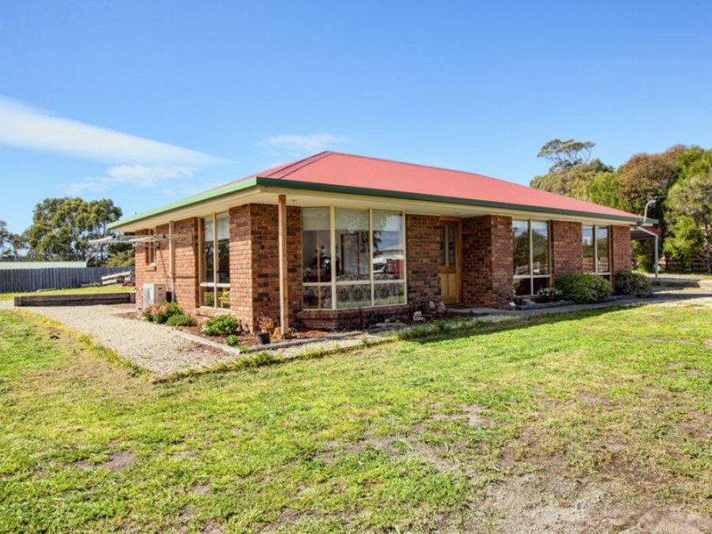 2 Riviera Drive, Carlton TAS 7173