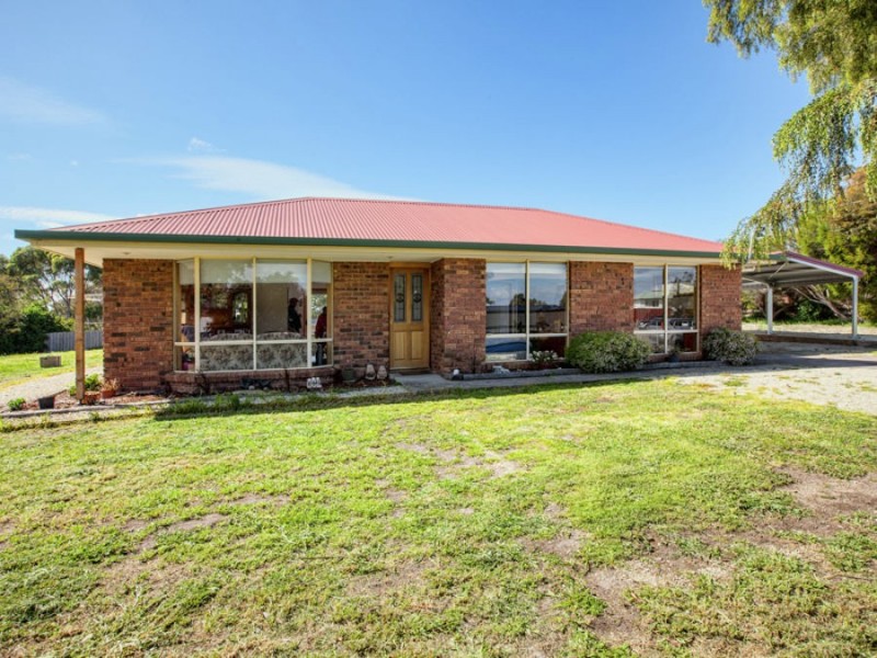 2 Riviera Drive, Carlton TAS 7173