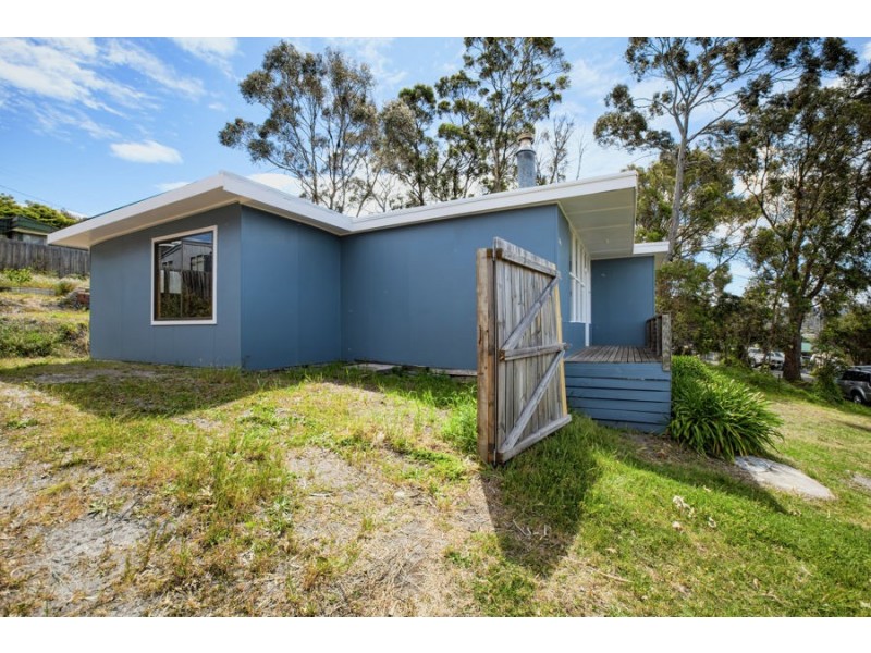 14 Little Falcon Street, Primrose Sands TAS 7173