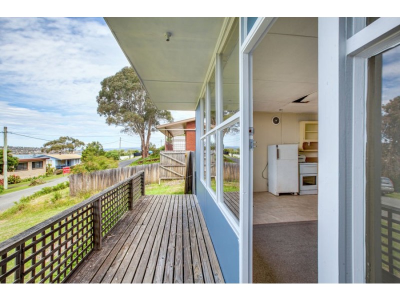 14 Little Falcon Street, Primrose Sands TAS 7173