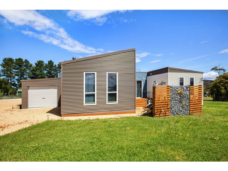 10 Colleen Crescent, Primrose Sands TAS 7173