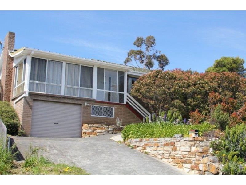 15 Brady Street, Midway Point TAS 7171