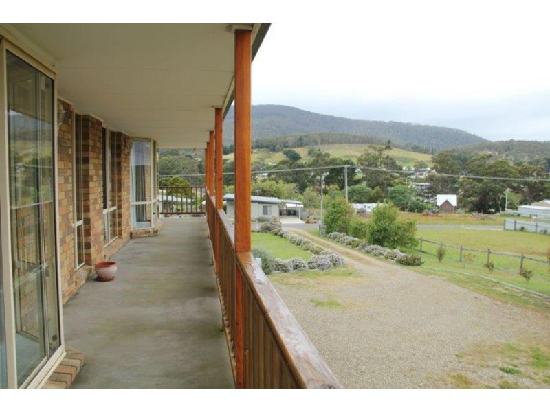 8 Peace Street, Nubeena TAS 7184