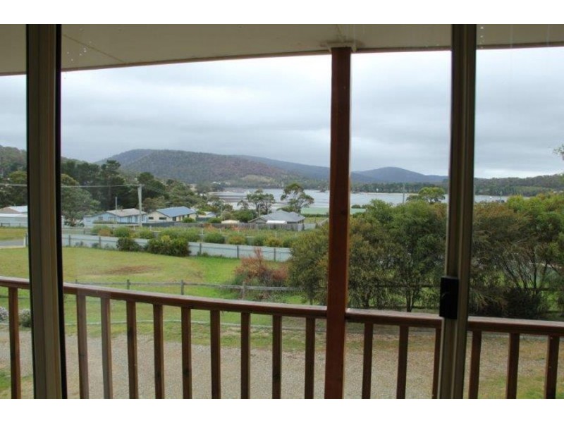 8 Peace Street, Nubeena TAS 7184