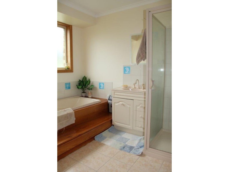 8 Peace Street, Nubeena TAS 7184