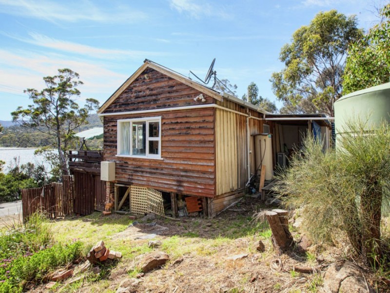389 White Beach Road, White Beach TAS 7184