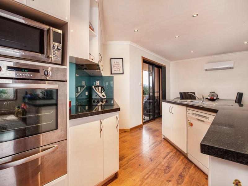 9 Paige Court, Warrane TAS 7018