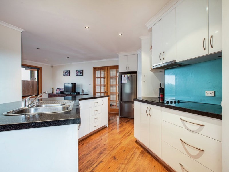 9 Paige Court, Warrane TAS 7018