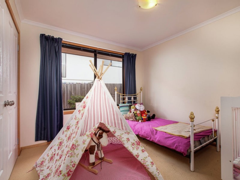 9 Paige Court, Warrane TAS 7018