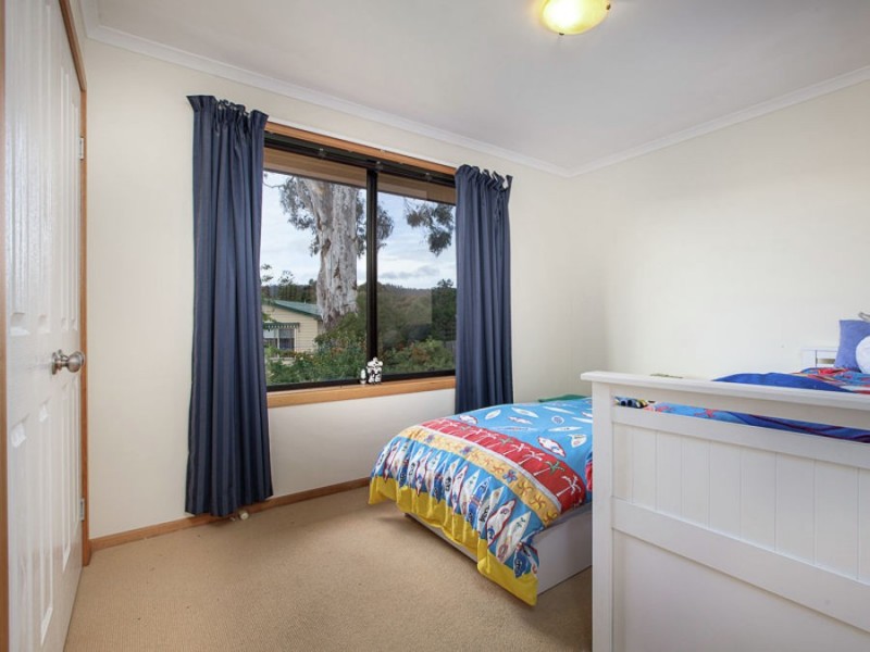 9 Paige Court, Warrane TAS 7018